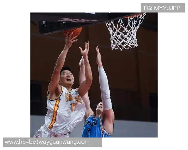 运动新闻北京首钢与九台激战正酣谁将赢得这场篮球巅峰对决